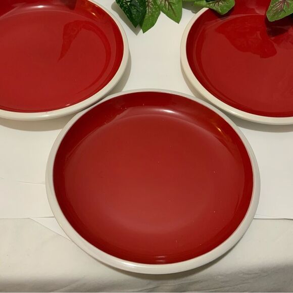 COPY - Rachael Ray Rise Red Salad Lunch Plates Stoneware 9" set of 3 P4 - Picture 3 of 6